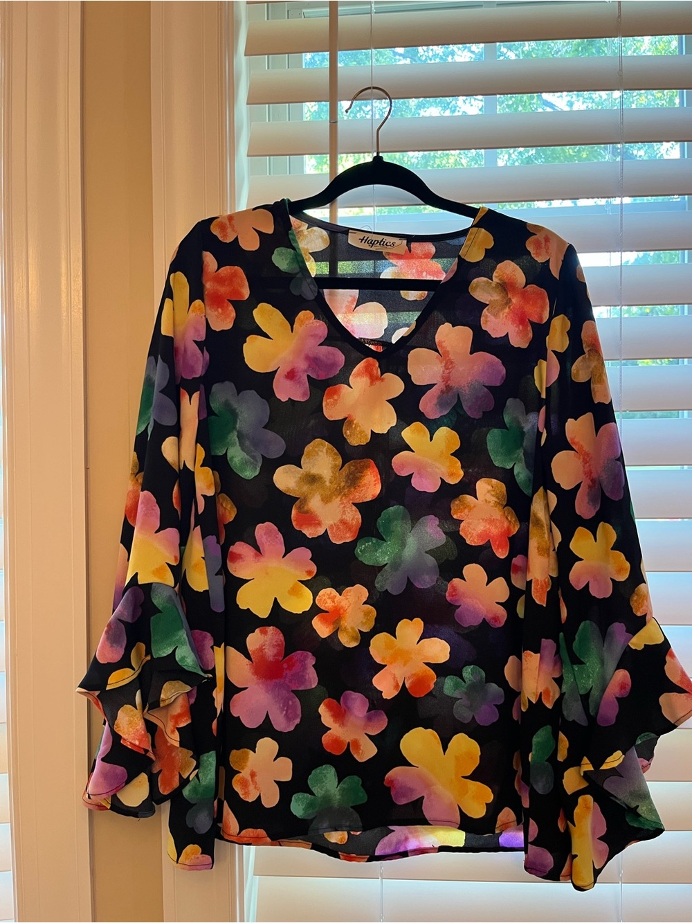 Maggy London Black Floral V-Neck Ruffle-Sleeve Blouse